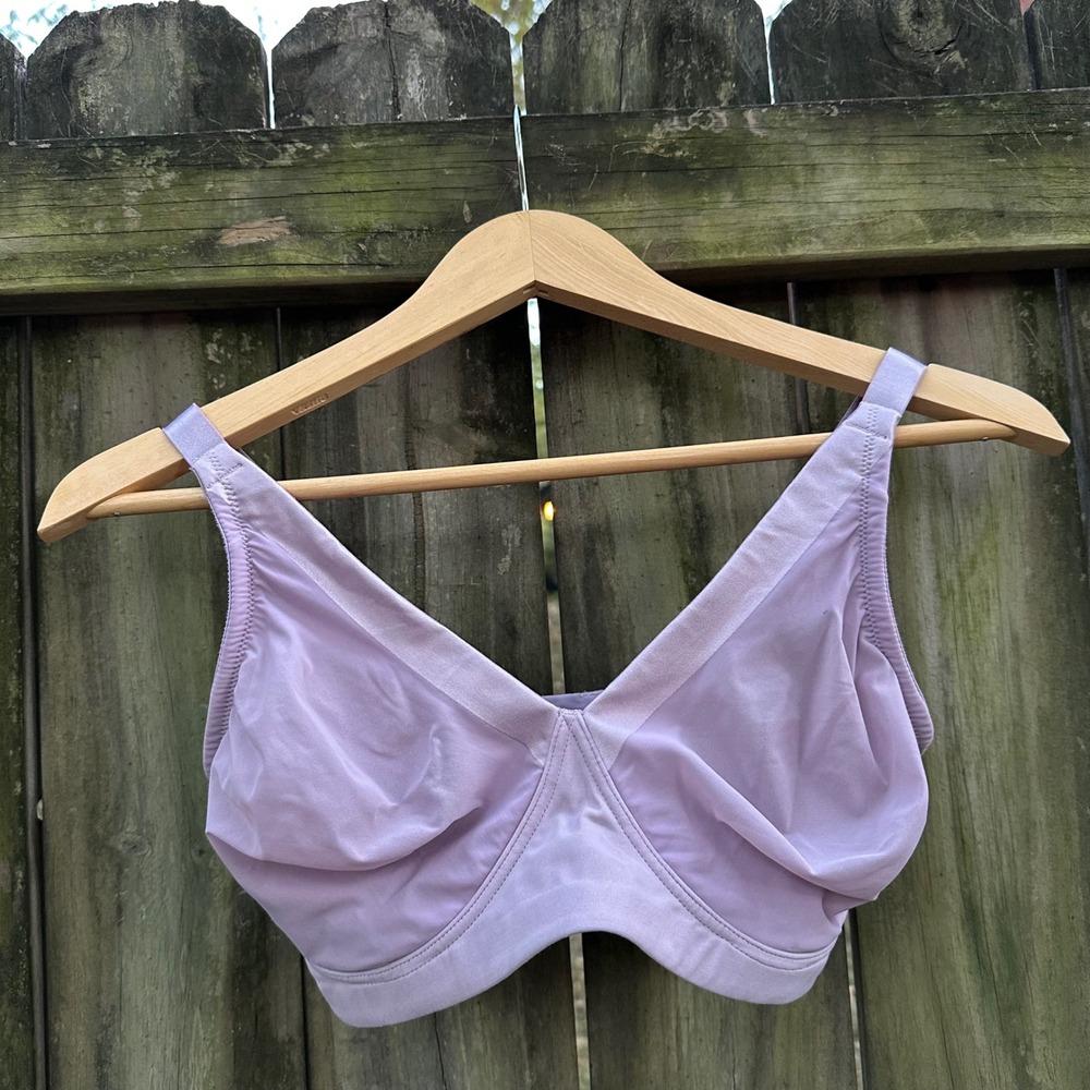 Olga Full Coverage Bra‎ Adjustable Satin Straps Wireless Purple Lavender Sz 38DD